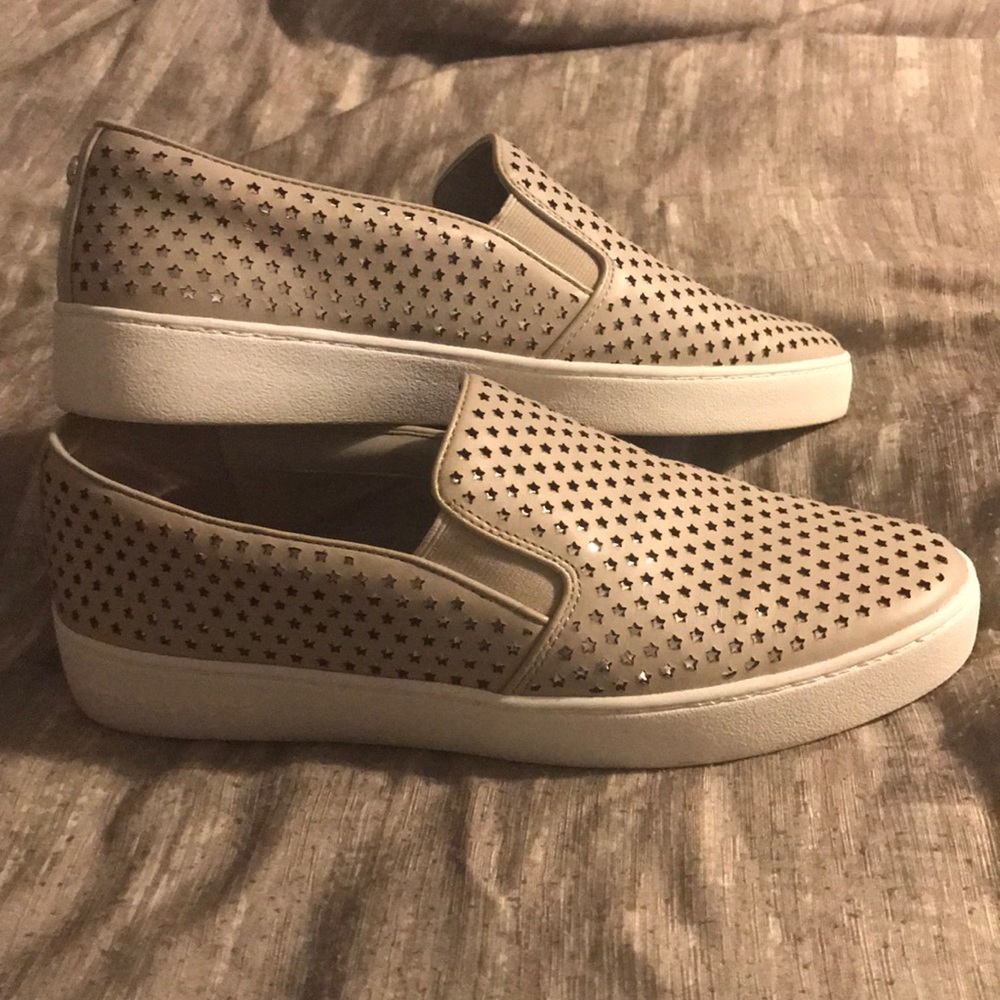 Michael Kors slip on leather casual shoes Sz 9